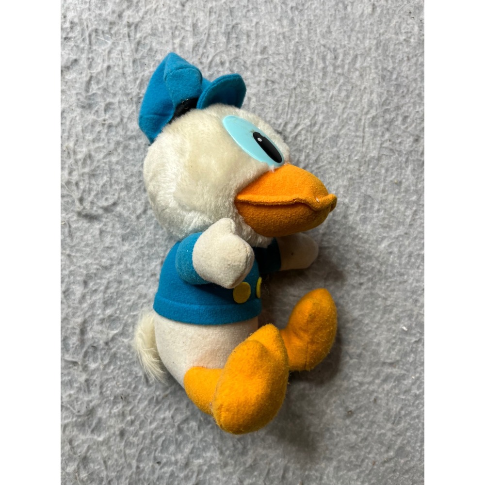 Vintage Disney Donald Duck Plush Toy Walt Disney  1970s mickeys‎ Christmas carol